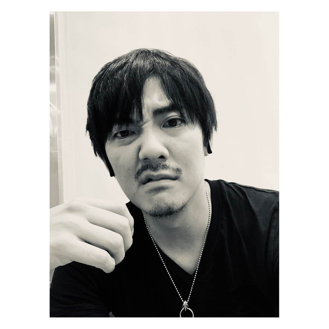 長田成哉のインスタグラム：「「暑い！」  #湿度」
