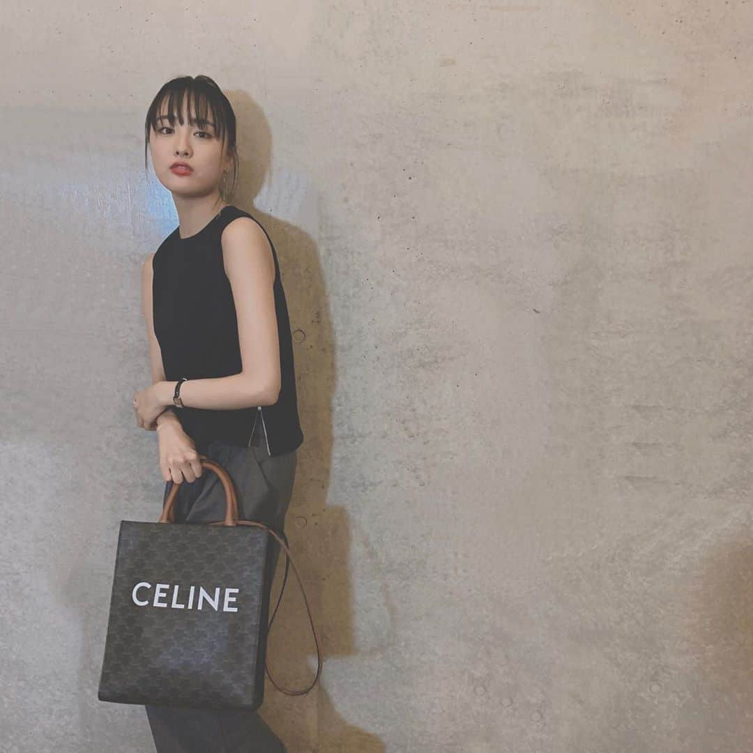 大友花恋さんのインスタグラム写真 - (大友花恋Instagram)「#celine #celinebyhedislimane #triomphecanvas」7月28日 17時51分 - karen_otomo