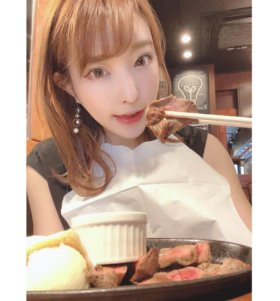 まいてぃ（粕谷まい）さんのインスタグラム写真 - (まいてぃ（粕谷まい）Instagram)「肉食女子🍖💕 ・ ・ ・ ・ ・ ・ ・ ・ ・ ・ 肉と米ハジメ @nikutokome_hajime  ・ ・ ・ ・  #nikutokome_hajime #東京ステーキ #秋葉原グルメ #秋葉原ステーキ #秋葉原ハンバーグ #秋葉原牛タン #秋葉原鉄板ホルモン #pr #コラボベース」7月28日 18時04分 - maity_0917