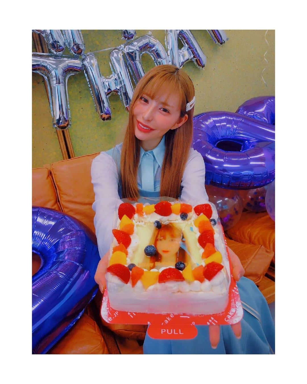 のインスタグラム：「🎂💕」