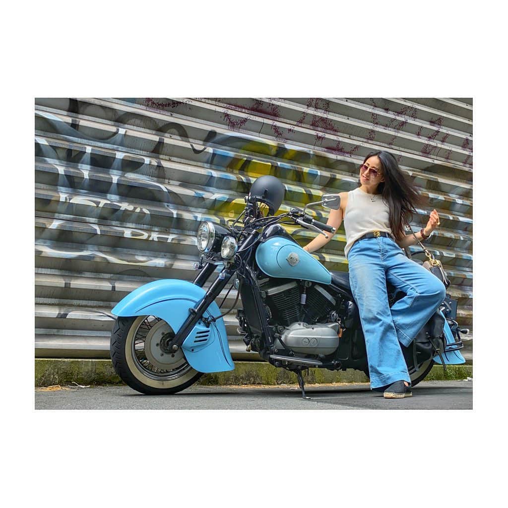 宇田恵菜さんのインスタグラム写真 - (宇田恵菜Instagram)「Pairs💋 リンクコーデなのかな🥳 ------------------------- #motorbike #motorcycle #drifter #vulcan #mybike #ridding #womanrider #vulcandrifter #kawasaki #rider #バイク #バルカン #ドリフター #イザベラ #女性ライダー #バイカー #マイバイク  #kawasakivulcan #kawasakigirl #バルカンドリフター  #えなイズム #ソロツーリング #恵菜バイク #バイク女子 #カワサキ女子 #バイク好き #バイク納車」7月28日 18時45分 - ena2727
