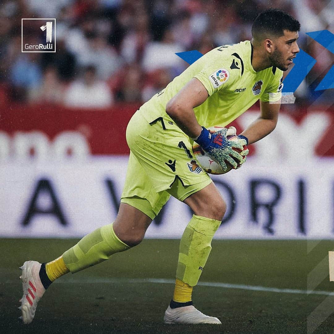 ヘロニモ・ルジのインスタグラム：「Temporadas 14/15 - 15/16 - 16/17 - 17/18 - 18/19 ⚪️🔵 @realsociedad」