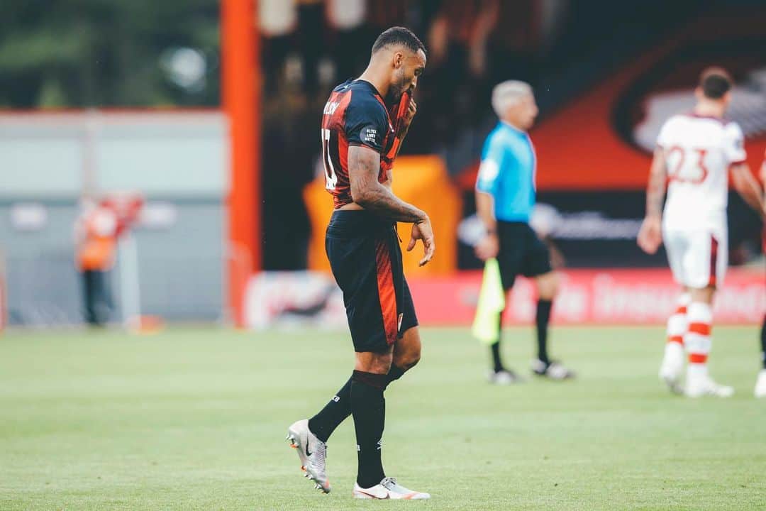 カラム・ウィルソンのインスタグラム：「After a few days to digest things I’d like to say thank you to the fans for all your support this season!! We gave everything until the end but It wasn’t to be..  Time to rest/reflect and prepare for next season ❤️🖤🍒」