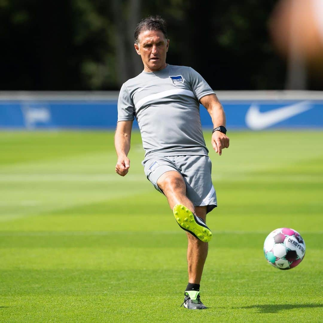 ヘルタ・ベルリンさんのインスタグラム写真 - (ヘルタ・ベルリンInstagram)「Schweiß, Tore und vor allem Freude über die Rückkehr auf den Platz! ⚽️ Das erste Training ist geschafft! 🙌 . . #trainingsauftakt #preseason #saisonvobereitung #schweiß #tore #motivation #hahohe #herthabsc」7月28日 19時24分 - herthabsc