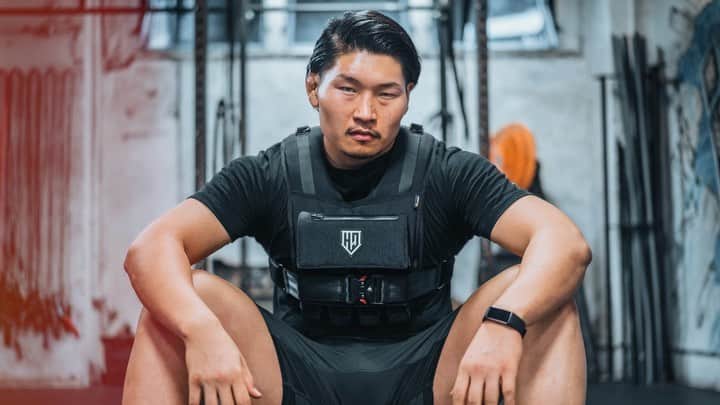 稲垣啓太のインスタグラム：「HALEO TECHNICAL WEIGHT VEST NEW RELEASE.  新しい武器を装備しようぜ。  @haleo_official  @haleo_daikanyama」