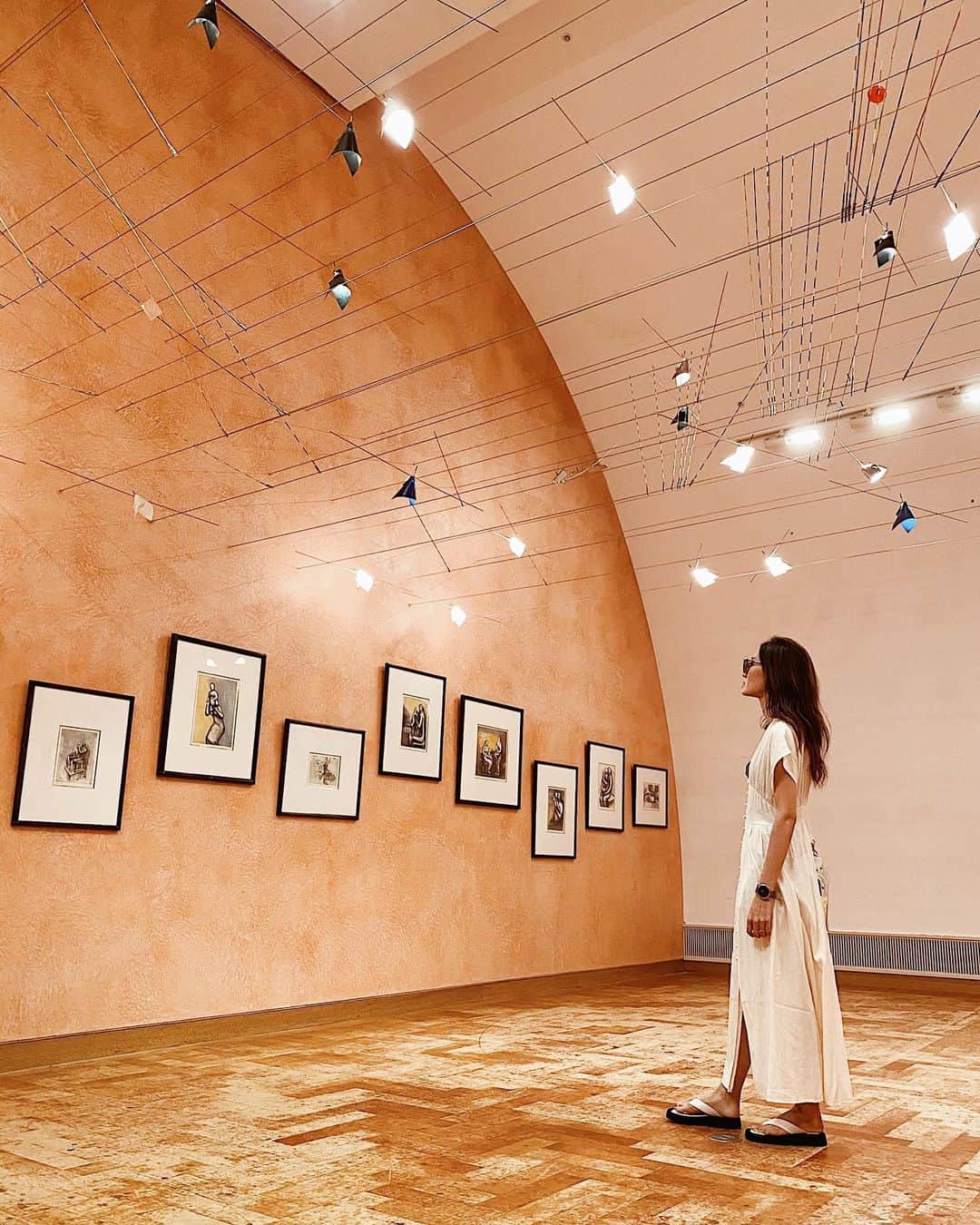 rittann48さんのインスタグラム写真 - (rittann48Instagram)「. . . ㅤㅤㅤㅤㅤㅤㅤㅤㅤㅤㅤㅤㅤ museum ㅤㅤㅤㅤㅤㅤㅤㅤㅤㅤㅤㅤㅤ ㅤㅤㅤㅤㅤㅤㅤㅤㅤㅤㅤㅤㅤ 総工費400億のhotel @hotel_kawakyu  私設美術館として7月1日から一般公開された #川久ミュージアム に行ってきた ㅤㅤㅤㅤㅤㅤㅤㅤㅤㅤㅤㅤㅤ ㅤㅤㅤㅤㅤㅤㅤㅤㅤㅤㅤㅤㅤ ドイツの照明デザイナーが設計したドロミティルーム そこにヘンリー・ムーア氏の「母と子」が展示されている .ㅤㅤㅤㅤㅤㅤㅤㅤㅤㅤㅤㅤㅤ .ㅤㅤㅤㅤㅤㅤㅤㅤㅤㅤㅤㅤㅤ .ㅤㅤㅤㅤㅤㅤㅤㅤㅤㅤㅤㅤㅤ #kawakyu_museum  #museum #japan  #wakayama #shirahama  #ホテル川久 #美術館 #白浜 #和歌山」7月28日 19時58分 - rittann__8775