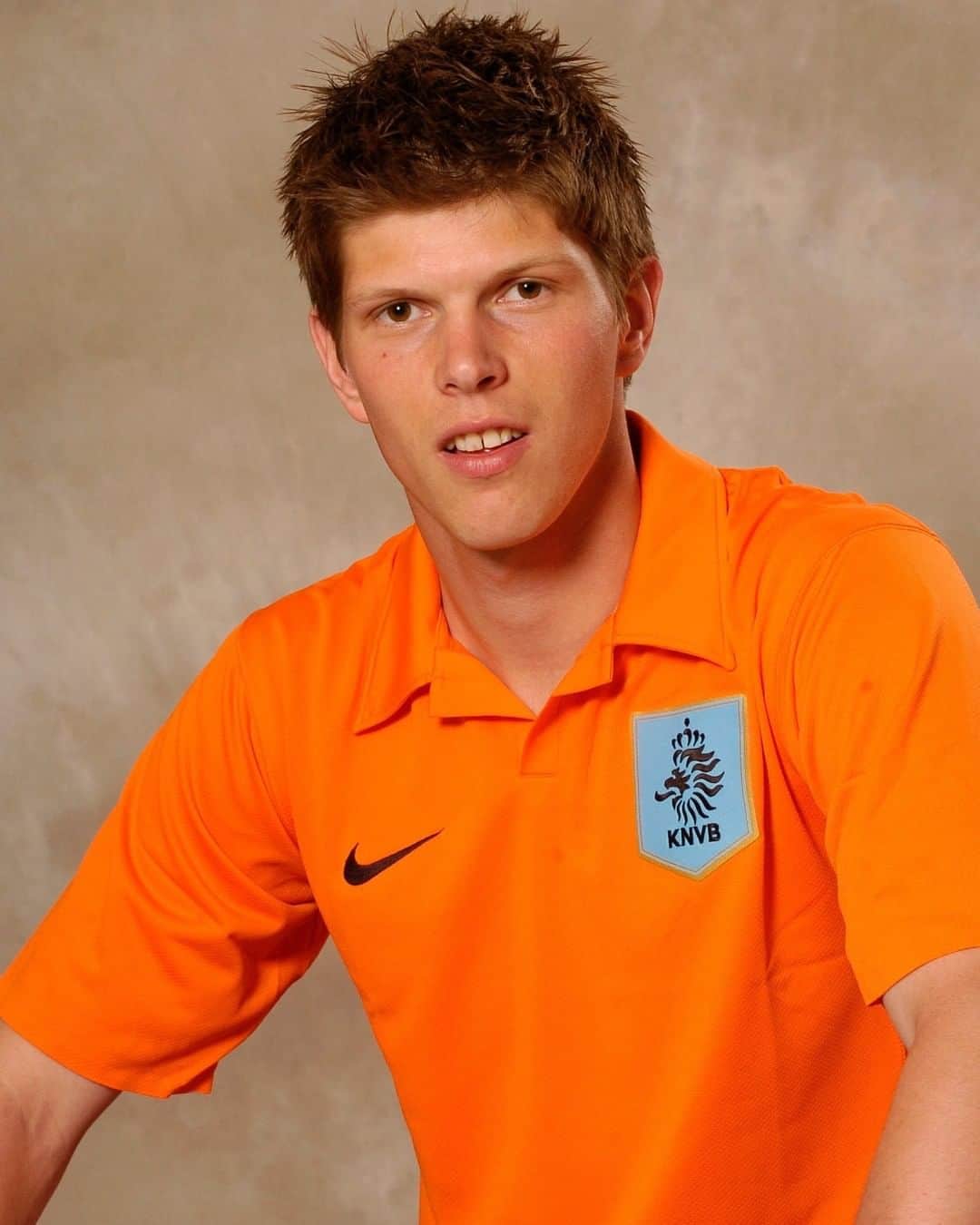 サッカー オランダ代表チームさんのインスタグラム写真 - (サッカー オランダ代表チームInstagram)「76 interlands, 42 goals, en een #tijdmachine die teruggaat naar 2006: Klaas. Jan. Huntelaarrrrrrrrrr 🤩💪」7月28日 20時19分 - onsoranje