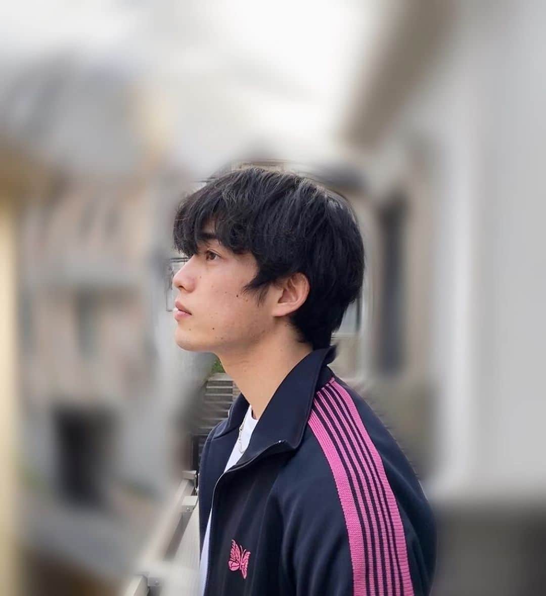 のインスタグラム：「明日7/29、テレビ東京の「ソクラテスのため息」の再現ドラマに少しですが出演しております。スーツ姿の僕もを見てください！！ #テレビ東京」