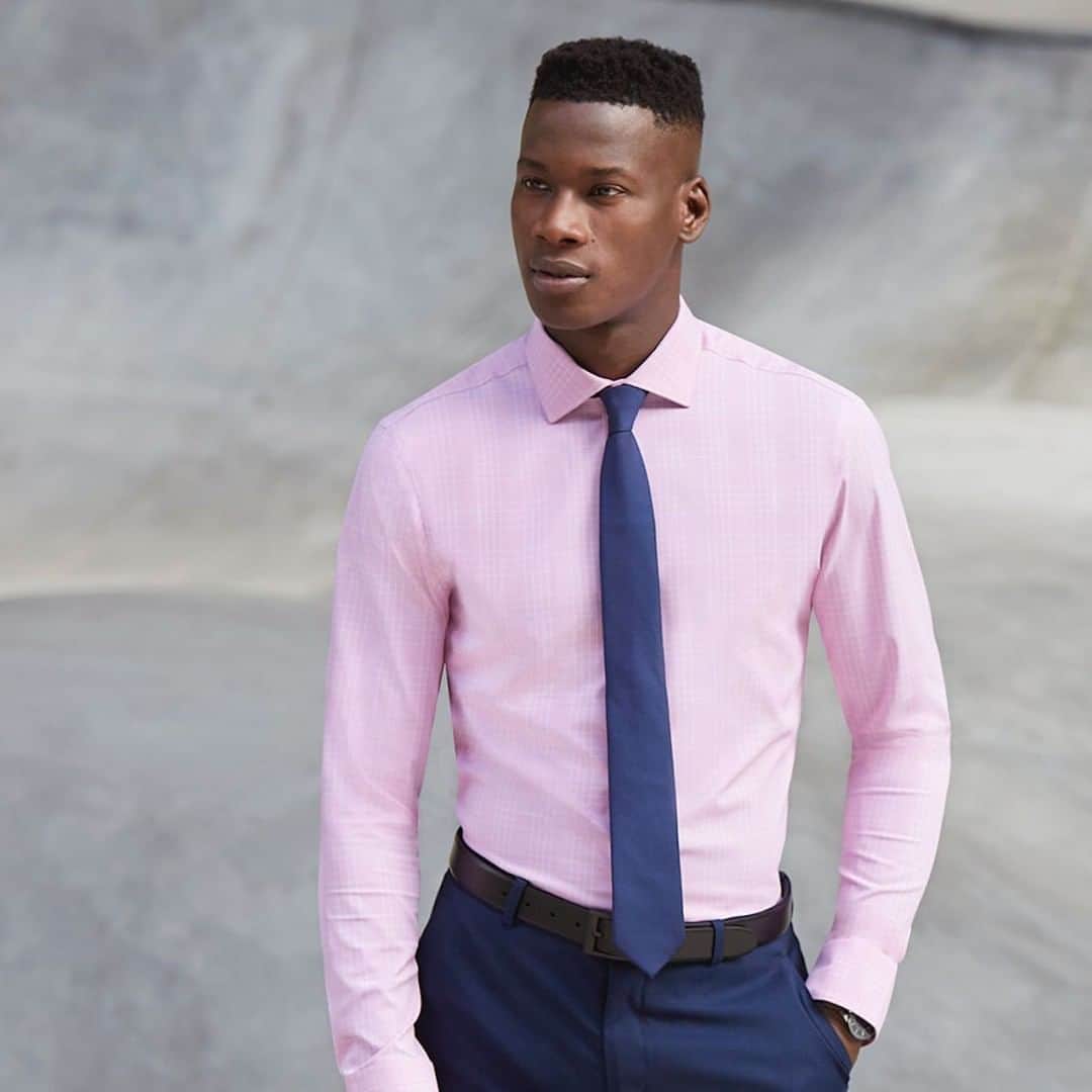 ペリーエリスのインスタグラム：「Classic work wear style for the modern man - we've got you covered. #lifereadysince1976」