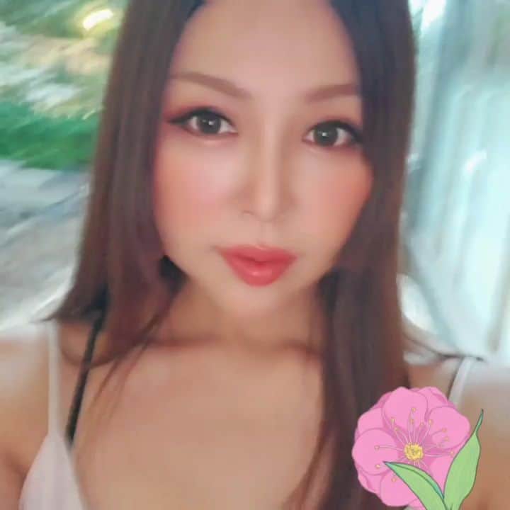 今藤霧子のインスタグラム：「My favorite dress and heels💕 お気に入りのヒールとサマードレス♥️  #kiriko  #kirikoimafuji  #favorite  #capsuleagency  #dress  #heels」