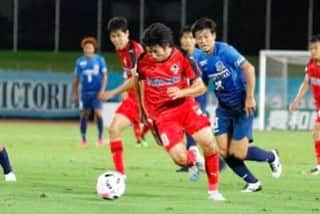 ROASSO KUMAMOTOさんのインスタグラム写真 - (ROASSO KUMAMOTOInstagram)「⚽️ ／ 7.25.SAT 第6節 VS カマタマーレ讃岐 フォトレポートPart③📸 ＼ #広報カメラ で撮影した、讃岐戦の写真をお届けします✨👍 -----﻿ NEXT GAME﻿ 🗓 7.29.WED ⏰ 19:00 KICK OFF﻿ 🆚 ガイナーレ鳥取 🏟 えがお健康スタジアム 📺 RKK熊本放送/DAZN -----﻿ #ロアッソ熊本 ﻿ #2020シーズン ﻿ #繋続﻿ #TSUNAGI﻿ #つなぎ  #2020の主役は誰だ ﻿ #髙橋利樹 #黒木晃平 #伊東俊 #上村周平  #roasso﻿ #熊本﻿ #Jリーグ﻿ #jleague﻿ #サッカー﻿ #ゴール ﻿ #えがお健康スタジアム﻿ #感謝﻿ #いまできること﻿ #がんばろう日本﻿ #みんなで乗り越えよう ﻿ #jリーグにできること」7月28日 22時37分 - roassokumamoto_official