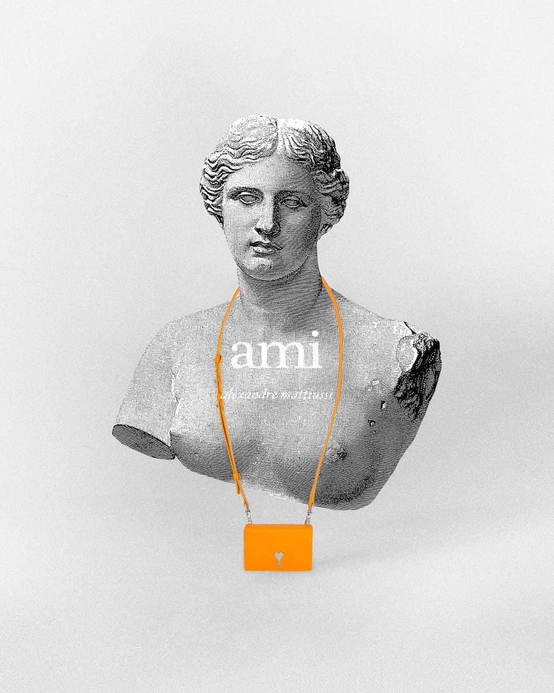 アミ アレクサンドル マテュッシさんのインスタグラム写真 - (アミ アレクサンドル マテュッシInstagram)「The Ami de Coeur Box Bag - Mini❣」7月28日 22時49分 - amiparis