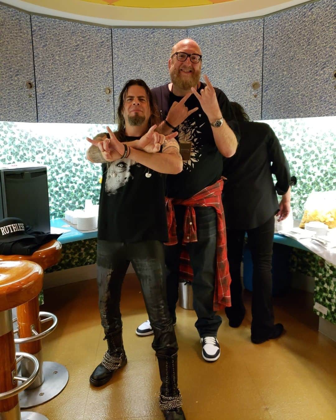 Queensrycheさんのインスタグラム写真 - (QueensrycheInstagram)「Todd with Brian Posehn from The Big Bang Theory aboard MegaCruise - Brian is both a huge metal fan and a huge Queensryche fan - and very tall too!  #queensryche #megacruise #toddlatorre #tlt #thevoice #brianposehn #bigbangtheory #greatactor #talldude #havingfun #friends #friendship #goodtimes #memories #wemissourrychers #hopetoseeyouallsoon」7月28日 23時30分 - queensrycheofficial