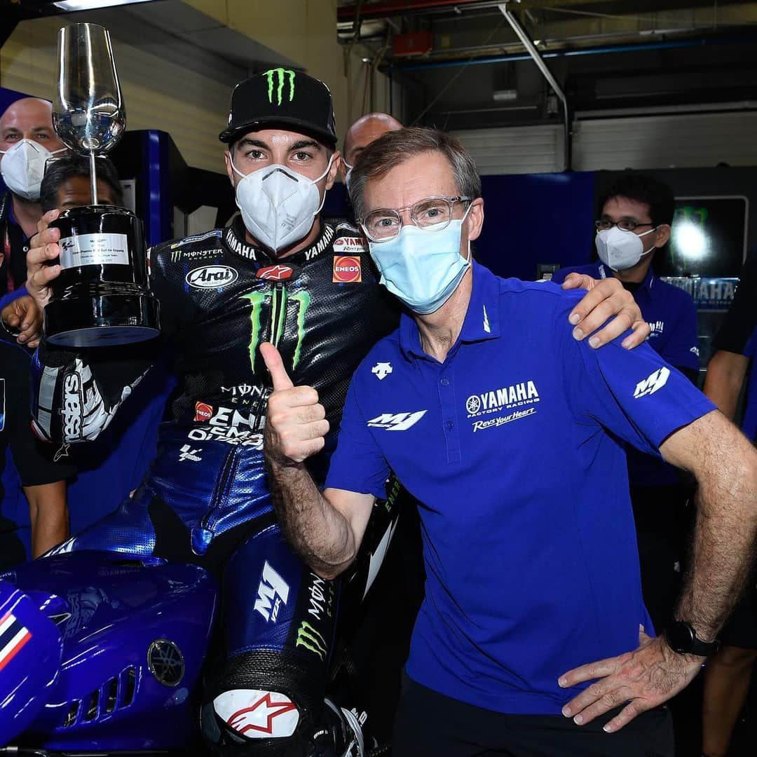 YamahaMotoGPさんのインスタグラム写真 - (YamahaMotoGPInstagram)「See a side of Lin Jarvis you may never have seen before! 👀  The Yamaha Motor Racing Managing Director & Monster Energy Yamaha MotoGP Team Principal joins @motogp's 'Last on the Brakes' podcast to talk candidly about his phenomenal career! 🎙️  Tab the 🔗 in our bio for the full video ▶️   #MotoGPpodcast」7月28日 23時29分 - yamahamotogp