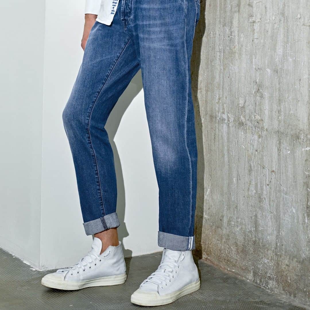 Jacob Cohenのインスタグラム：「Jacob Cohën Jeans, nothing else.  S/S 20 Man Collection Made in Italy  #JacobCohen #JacobCohenJeans」