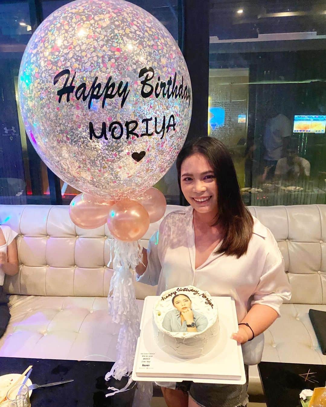 モリヤ・ジュタヌガーンのインスタグラム：「28-07-2020  : Thank you for all the birthday wishes. It really means a lot to me. #momoriya」