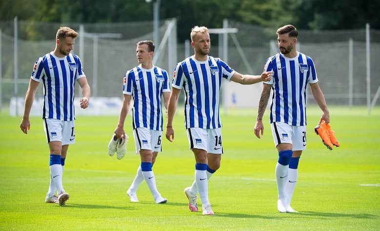 マルヴィン・プラッテンハルトのインスタグラム：「🔵⚪️ #weitergehts #newseason #shhht #hahohe」