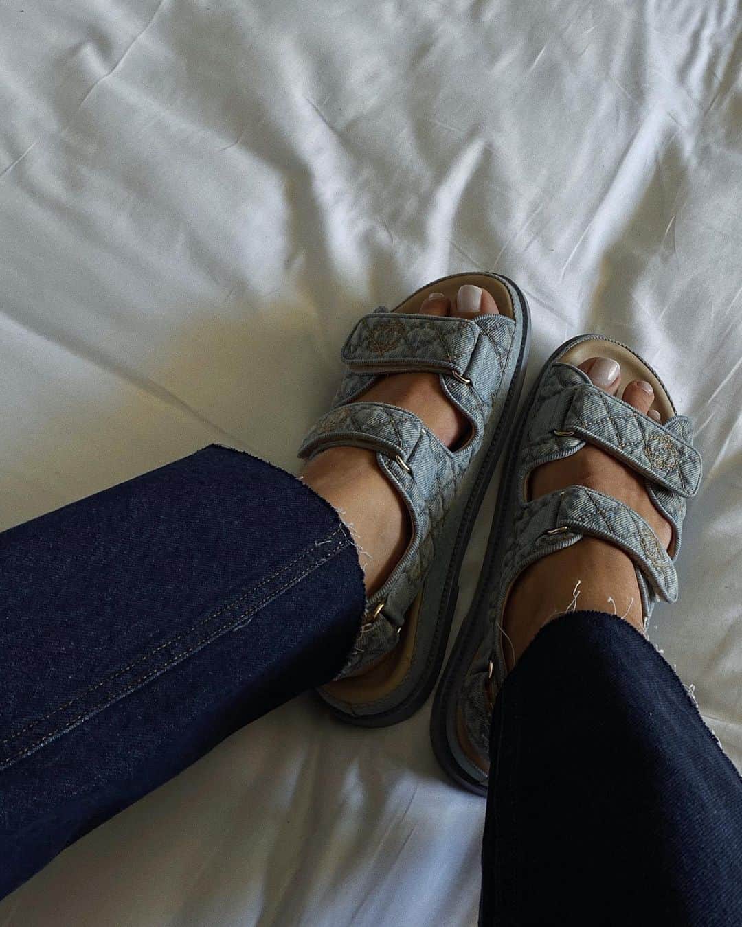 Mathilde Goehlerのインスタグラム：「💙」