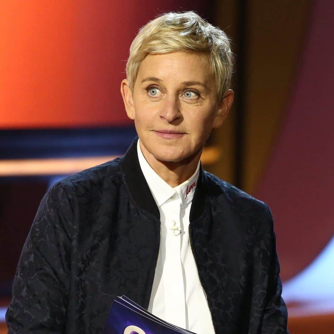 E! Onlineさんのインスタグラム写真 - (E! OnlineInstagram)「Both current and former employees of the Ellen DeGeneres show will be interviewed as part of Warner Bros.' internal investigation into the workplace environment. Link in bio for all the complaints that led to this point. (📷: Getty)」7月29日 7時47分 - enews