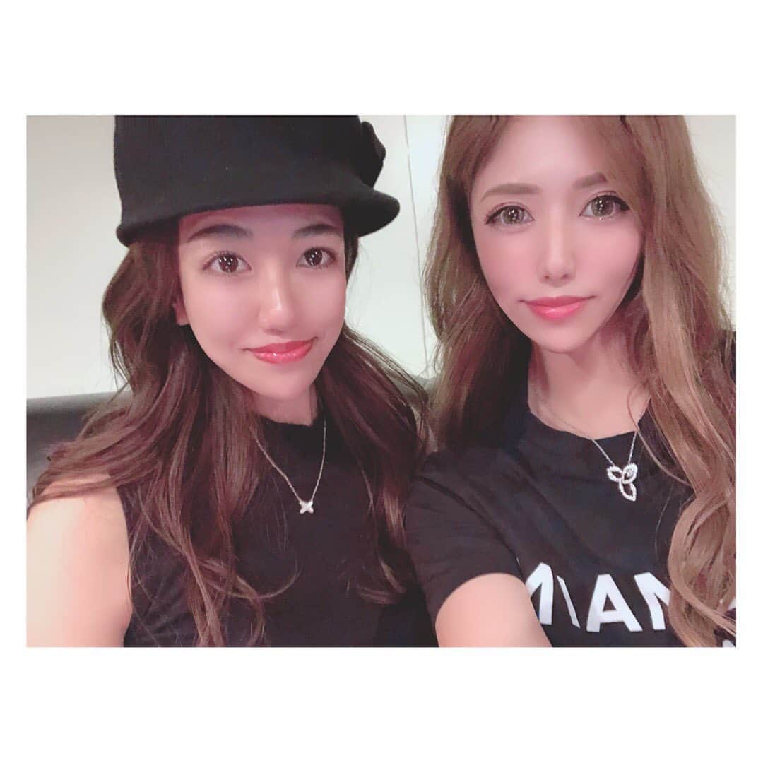 のインスタグラム：「@nontama0625  お誕生日おめでとう🎉🎂🎊🎁💓 今年もお祝いできて良かった〜🥰✨ ・ ・ #お誕生日 #お誕生日ディナー #女子会 #ポンテヴェッキオ #ポンテヴェッキオ北浜本店」