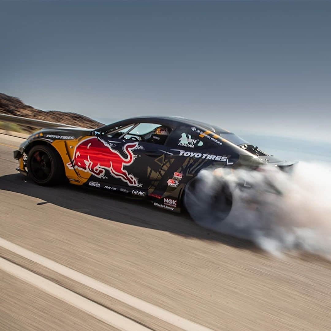 Lexus UKさんのインスタグラム写真 - (Lexus UKInstagram)「This is the most advanced Lexus drift car on the planet. What do you think? #LexusRCF  Click the link in our bio to learn more.  #LexusPerformance #Automotive #Lexus #Drift #Drifting #ProDrift #CarsofInstagram #RedBull  @AhmadDaham24 @lexusUAE #2JZ #RCF #LexusRCFCK #LexusXAD24」7月29日 3時00分 - lexusuk