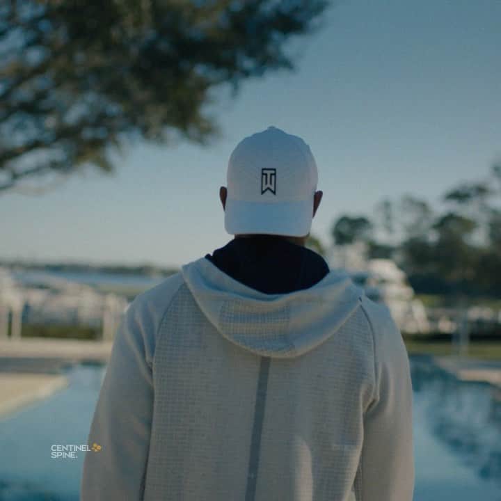 タイガー・ウッズのインスタグラム：「I’m proud to work with @centinelspine in recording the story of my journey as a patient with back pain, to an individual who is pain free. I hope to inspire those on their path to recovery. Watch the full video on @rediscovermylife’s website.」