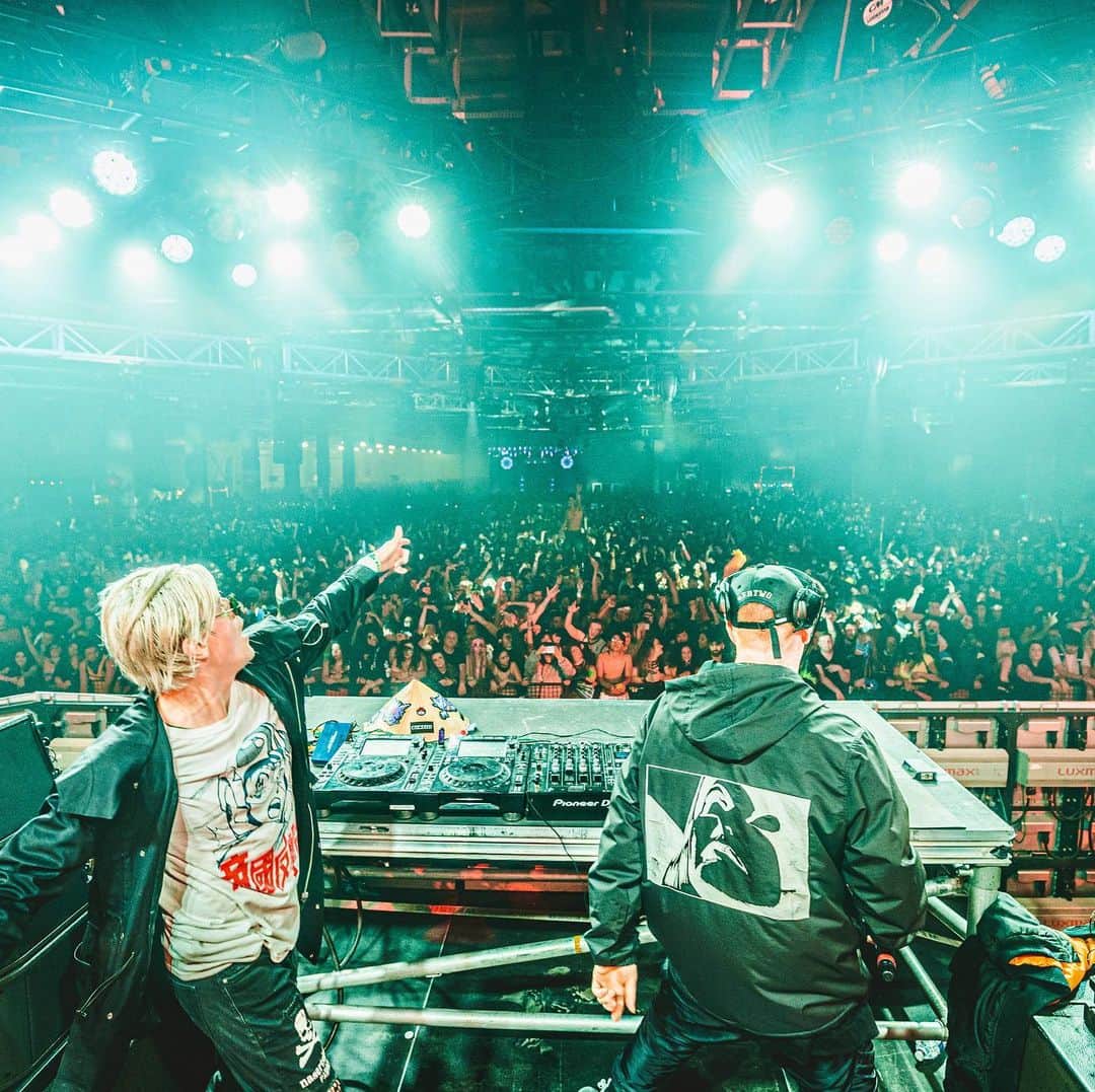 Ghastlyのインスタグラム：「The ghost rydr will rise again, 2021」