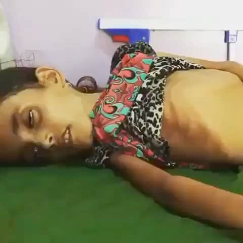 WildLifeのインスタグラム：「⚠️WARNING: GRAPHIC IMAGES⚠️ CLICK THE LINK IN @savethereef BIO TO HELP CHILDREN IN YEMEN! Our Yemen fundraiser ends in 1 week and then we’ll donate the funds to several charities we’ve been talking to in order to deliver food, supplies & medicine as sadly millions of children are at risk of dying right now with one child dying every 10 minutes due to malnutrition so we MUST help them NOW! Even if you can’t donate, please share this post because Yemen is the largest humanitarian crisis in the world that nobody knows about, with more than 24 million people, 80% of the population in need of urgent help right now! Click the link in our bio to check out our charity fundraiser that’s now 85%+ of the way to achieving our goal so all donations, great and small, are so greatly appreciated! With coronavirus now breaking out across the country, Yemen is facing an even bigger emergency as food prices have doubled, making it out of reach for most people there so let’s raise money and spread awareness about this crisis, share this post with your followers & tell them to also share with their followers & tag celebrities, influencers and news media who need to see this too — let’s work together to help these innocent children or else millions will die in the next few weeks/months if we do nothing…SHARE & CLICK THE LINK IN @savethereef @karmagawa BIO TO HELP YEMEN RIGHT NOW! By @karmagawa #saveyemen #prayforyemen #yemen #karmagawa」