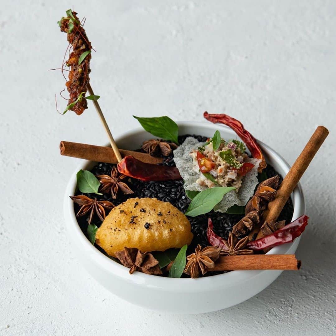 ロングレインのグルメインスタ