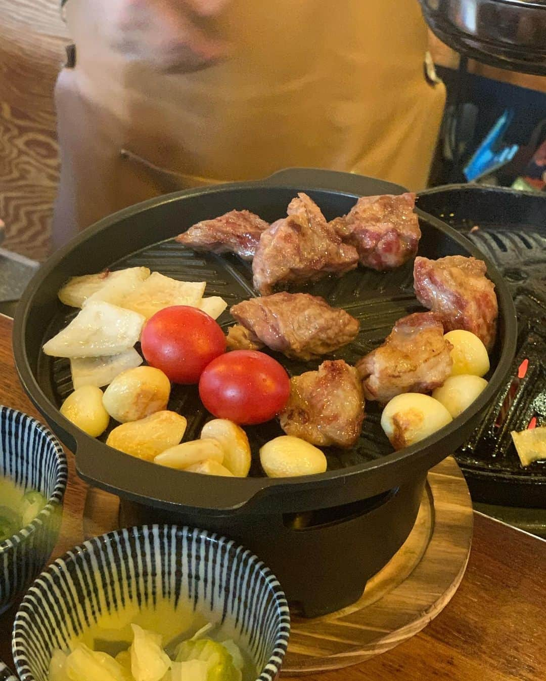 イ・ボミさんのインスタグラム写真 - (イ・ボミInstagram)「- #램하우스제주  배고프니까 또 생각나네요... 제주에 오면 꼭 가보세요! 찐 맛집입니다!!! 사장님도 너무 친절하시고 사모님이 끓여주시는 탕은.. 잊을수 없어요.. 탕은 꼭 명란파덮밥과 드세요 꼭꼭 꼭이요.. 진짜 너무 맛있어요👍👍 손님이 많으니까 꼭 예약하고 가시구요~ 힝 사진보니까 오늘도 가고싶다🤤」7月29日 16時55分 - bomee.lee