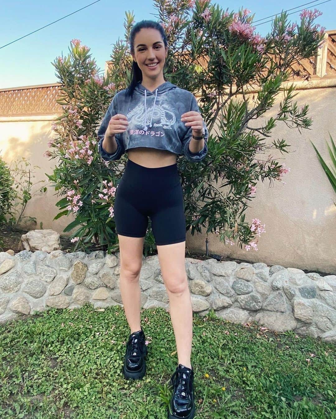 アデレード・ケインさんのインスタグラム写真 - (アデレード・ケインInstagram)「Backyardigan @fashionnova fashionnovapartner」7月29日 15時32分 - adelaidekane