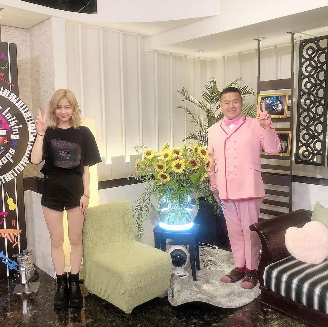 大地洋輔のインスタグラム：「👫👫👫 僕とビッキー ビッキーと僕  #音ボケPOPS」