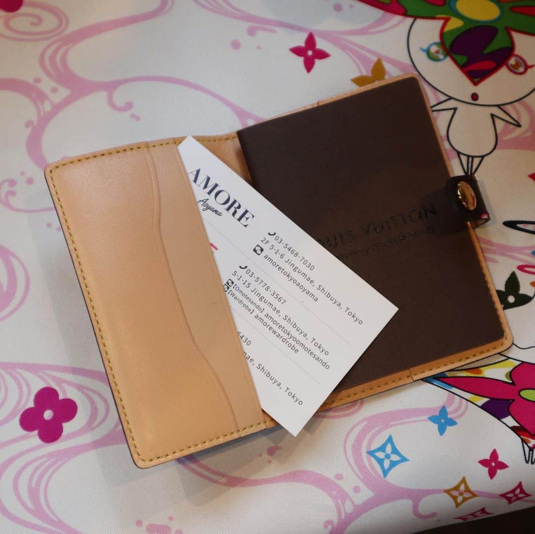 Vintage Brand Boutique AMOREさんのインスタグラム写真 - (Vintage Brand Boutique AMOREInstagram)「Louis Vuitton × Takashi Murakami. Cherry Blossom Mini Agenda.  AMORE meets LV x MURAKAMI  POPUP Store at AMORE Gentleman July 1st - 29th.  This item is available only at the store but we accept orders by DM. Please DM us if you are interested in the item!   Free Shipping Worldwide✈️ ≫ ≫ ≫✉️ info@amorevintagetokyo.com  #AMOREmeetsLVxMURAKAMI #村上隆 #ヴィンテージ #ルイヴィトン  #ヴィンテージルイヴィトン #ヴィンテージブランドブティック #アモーレ #アモーレトーキョー #表参道 #青山 #東京 #louisvuitton #takashimurakami #murakamitakashi #vintage #vintagelouisvuitton #louisvuittonvintage #amoretokyo  #amorevintage #vintageshop #amoregentlman #アモーレジェントルマン #popupstore」7月29日 16時02分 - amore_tokyo