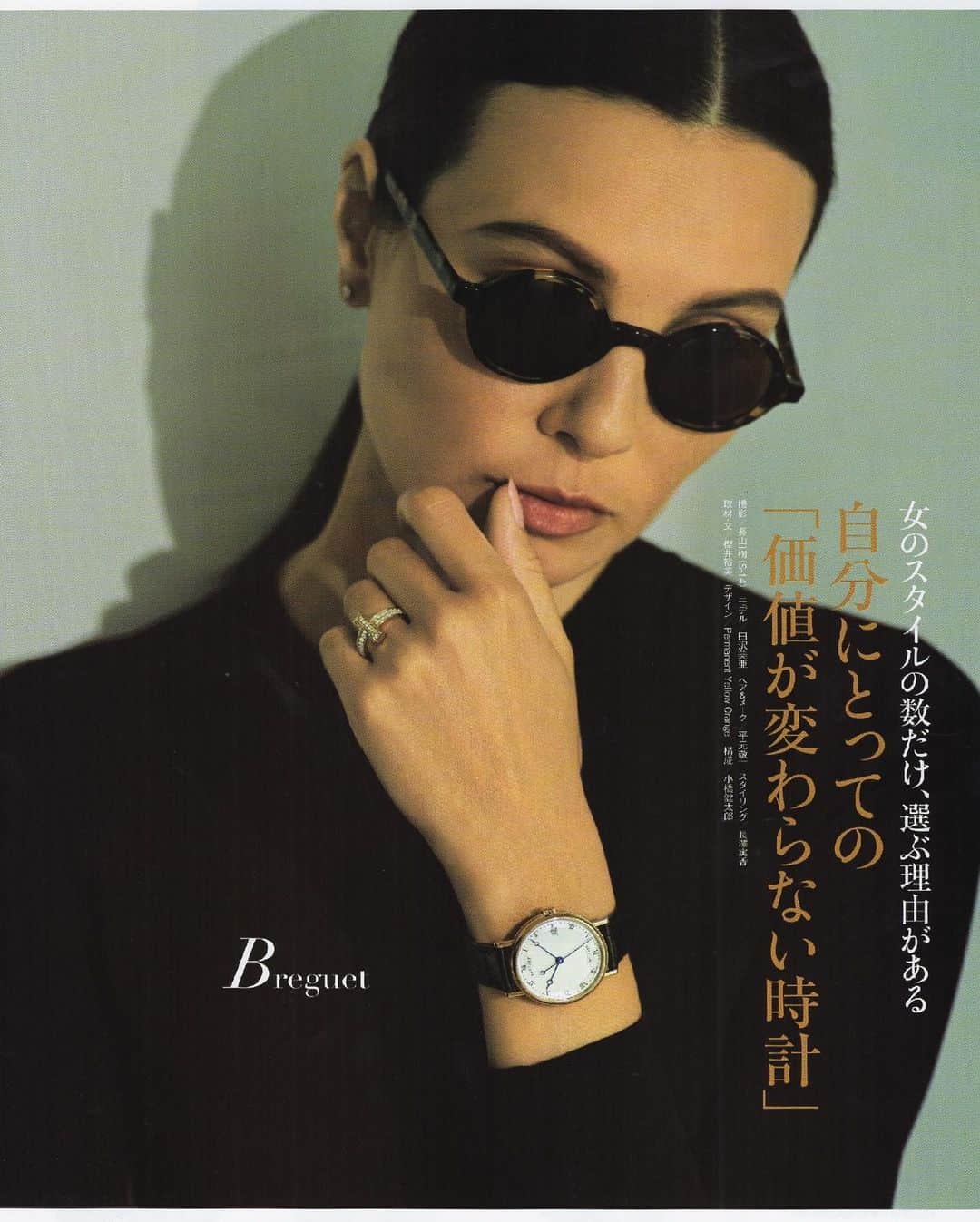 田沢美亜のインスタグラム：「HERS 8月号 @hers_web   自分にとっての 　　「価値が変わらない時計」  素敵なページなので是非ご覧ください✨  #HERS #ハーズ #tokyolife」