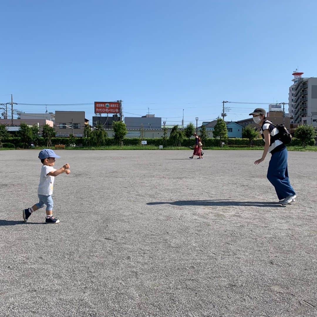 百千糸のインスタグラム：「今年は梅雨が長い。。。 蝉が鳴き始めたから夏はもうそこまで来ていますね^ - ^」