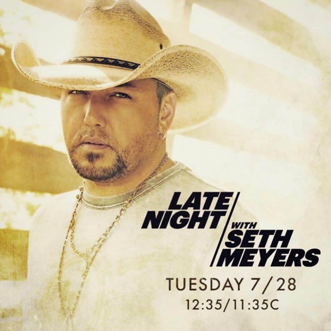 のインスタグラム：「Tune in and check  us out tonite playing “Got what I got” on @latenightseth.」