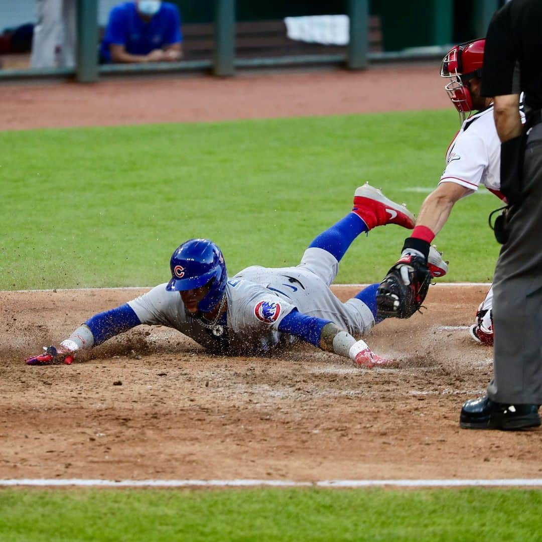 シカゴ・カブスさんのインスタグラム写真 - (シカゴ・カブスInstagram)「There goes @javy23baez 👀🎩💫」7月29日 9時16分 - cubs