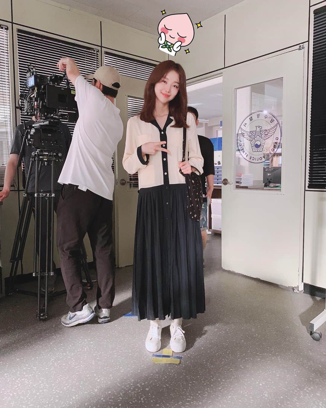 チャン・ヒジンのインスタグラム：「드디어 두둥~ 본방사수😆 #부탁해요」