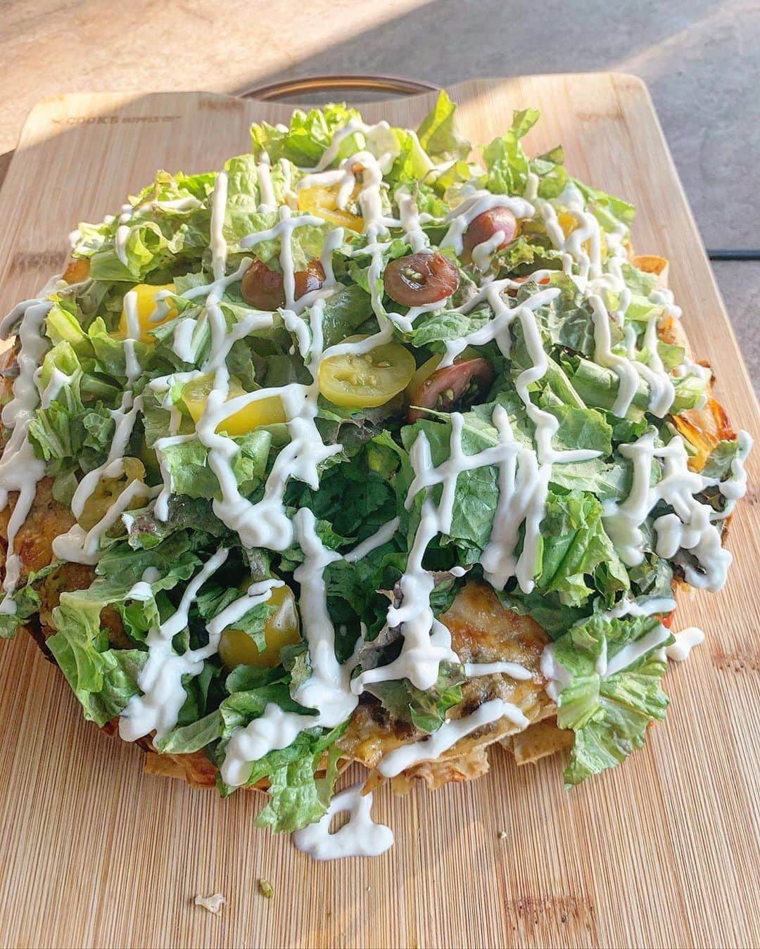 Flavorgod Seasoningsさんのインスタグラム写真 - (Flavorgod SeasoningsInstagram)「Two story taco pizza!⁠ -⁠ Customer:👉 @katesketohomestead⁠ Seasoned with:👉 #Flavorgod Steak & Chop Rub!!⁠ -⁠ FINAL HOURS! $2 Tuesdays! This week's flavor (Habenero)⁠ Click link in the bio -> @flavorgod⁠ www.flavorgod.com⁠ -⁠ I layer two 8 inch pans with cut a carb wraps and place whole bunch of cheese inside! Mozzarella, cheddar, pepper jack. Then cooked some meat with onions and put that on top. Then layered it again with some cheese placed it in the oven on 350 for 15 minutes! I used @flavorgod steak seasoning for the meat - the first time and holy! Yum!!! My new favorite! (Ranch is still up there though, that shits bomb)⁠ ⁠ Took out and placed avocado, sour cream in the middle and placed a layer on top! Then came the tomato’s and lettuce drizzled with sour cream!⁠ -⁠ Flavor God Seasonings are:⁠ 💥 Zero Calories per Serving ⁠ 🙌 0 Sugar per Serving⁠ 🔥 #KETO & #PALEO Friendly⁠ 🌱 GLUTEN FREE & #KOSHER⁠ ☀️ VEGAN-FRIENDLY ⁠ 🌊 Low salt⁠ ⚡️ NO MSG⁠ 🚫 NO SOY⁠ 🥛 DAIRY FREE *except Ranch ⁠ 🌿 All Natural & Made Fresh⁠ ⏰ Shelf life is 24 months⁠ -⁠ #food #foodie #flavorgod #seasonings #glutenfree #mealprep #seasonings #breakfast #lunch #dinner #yummy #delicious #foodporn」7月29日 10時01分 - flavorgod