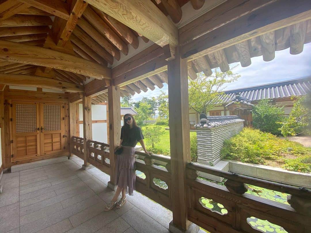 イ・ダヘのインスタグラム：「우리나라 #한옥 참예쁘다..구경하게 해주셔서 감사합니다 #씨마크호텔」