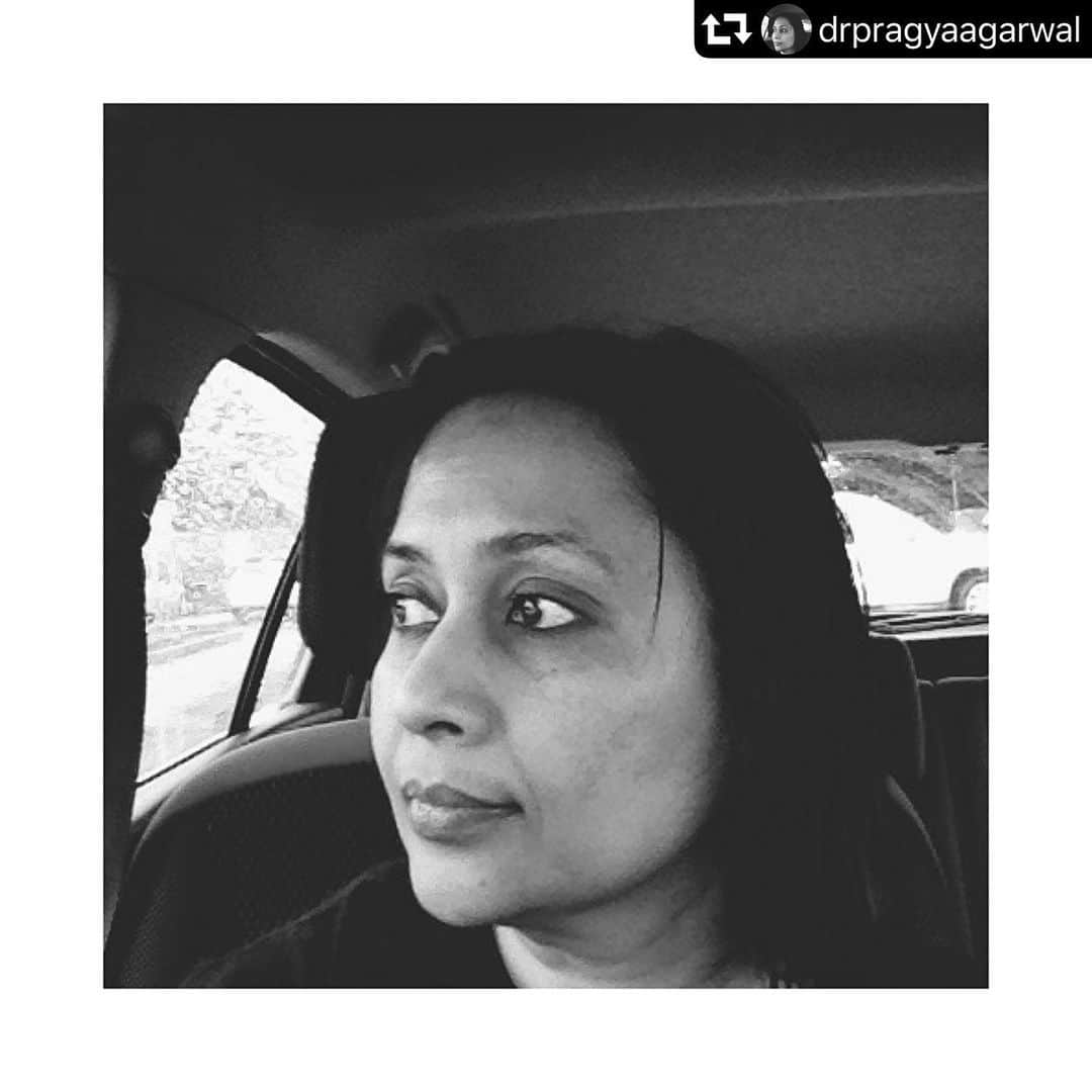 アリシア・ウィットさんのインスタグラム写真 - (アリシア・ウィットInstagram)「in midst of a week of recording, finally figured out where this #blackandwhitechallenge #womenempowerment movement came from. it’s been beautiful seeing so many fantastically strong, magical women showing up in my feed - especially those of you whose faces i don’t see often enough. i’m late to the party as always, but thank you to the countless incredible women who have passed it along to me - let’s remember where this started from, and vow to live to make a difference for those who need our voices and our strength. together we are mighty. i challenge absolutely everyone reading this to share their own B&W selfie, along with a cause that means a lot to you. please tag me so i can see! love and peace to all of you 🙏🏻 #repost @drpragyaagarwal ・・・ Black and white selfies. It isn’t just a game of hot or not. Or an exercise in vanity. It is not just a mindless challenge that women are undertaking to post their sexiest snaps. These are some of the criticisms that this #challenge has faced. It is a very serious gesture of defiance in support of the Turkish Women (Turkey has one of the highest femicide rate), in support of Pinar Gultekin who was killed in the most violent manner, in support of every woman who has felt threatened and unsafe. This is show of solidarity to say that we stand together, we are unafraid, we  are fed up of the lack of accountability for the perpetrators. This was started by Turkish women to say that they are appalled by the Turkish govt decision to withdraw from the Isanbul convention much like Poland. This is to say that no woman stands alone, we deserve to take up space, we are all #womensupportingwomen This is not just performative, this is hopefully not just tokenistic, this is for PINAR GULTEKIN, a woman of colour. Say her name!!  . . . Thanks to @naomiyoga #challengeaccepted  . . . #pinargultekin #turkishwomen #westandtogether #domesticviolenceawareness #genderbias #genderinequality #shatterpatriarchy #blackandwhitephoto #selfie #womenempowerment #pınargültekin #empoweringwomen #genderequity #genderequalityforall #nooneisfreeuntileveryoneisfree #feminismisforeverybody #womenofcolor #turkishwomen #womenofcolour #challengeaccepted」7月29日 12時06分 - aliciawitty