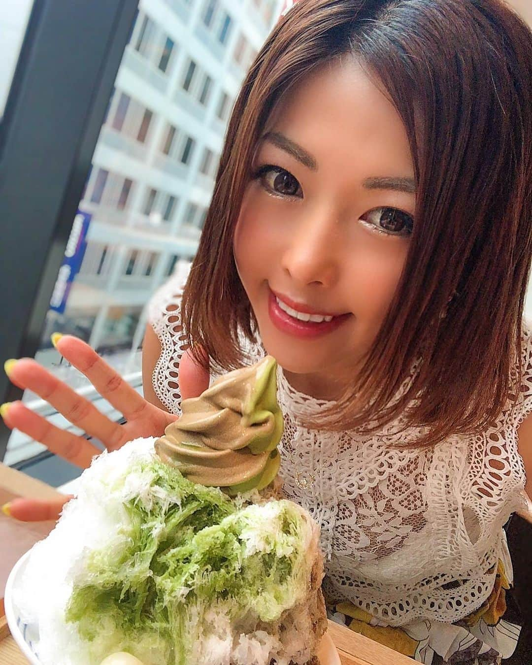 あおい夏海さんのインスタグラム写真 - (あおい夏海Instagram)「こんにちは！ 昨日の昼ごはんのかき氷！！！ お上品な抹茶のお味でした😍💕💕💕 . 今日はいまから某番組の収録です！ 頑張ります🍒🍒🍒🍒🤭 オンエアお楽しみに！！ 情報解禁なったらお知らせします🍒 . #かき氷 #かき氷好きな人と繋がりたい #かき氷巡り #かき氷女子 #抹茶スイーツ #銀座 #中村藤吉本店 #ほうじ茶かき氷 #抹茶かき氷」7月29日 12時06分 - natsumi.aoi