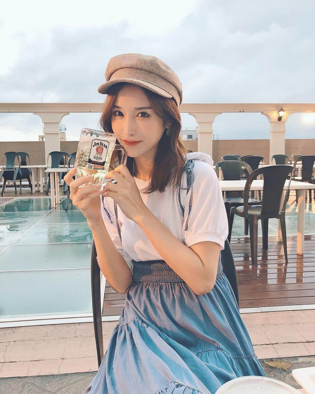 益田アンナさんのインスタグラム写真 - (益田アンナInstagram)「少し前の。  夏に着るデニムワンピって可愛い！  👗(@valmuer_official )  #valmuer #fashion#私服 #ootd#デニムワンピ」7月29日 12時42分 - anna_masuda