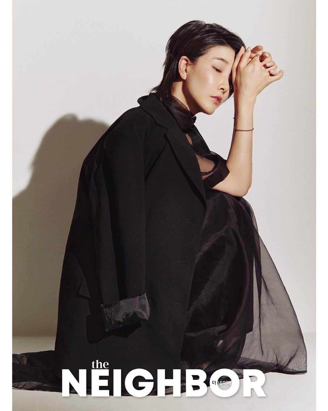 チン・ソヨンのインスタグラム：「@neighbor.magazine @mokjungwook」