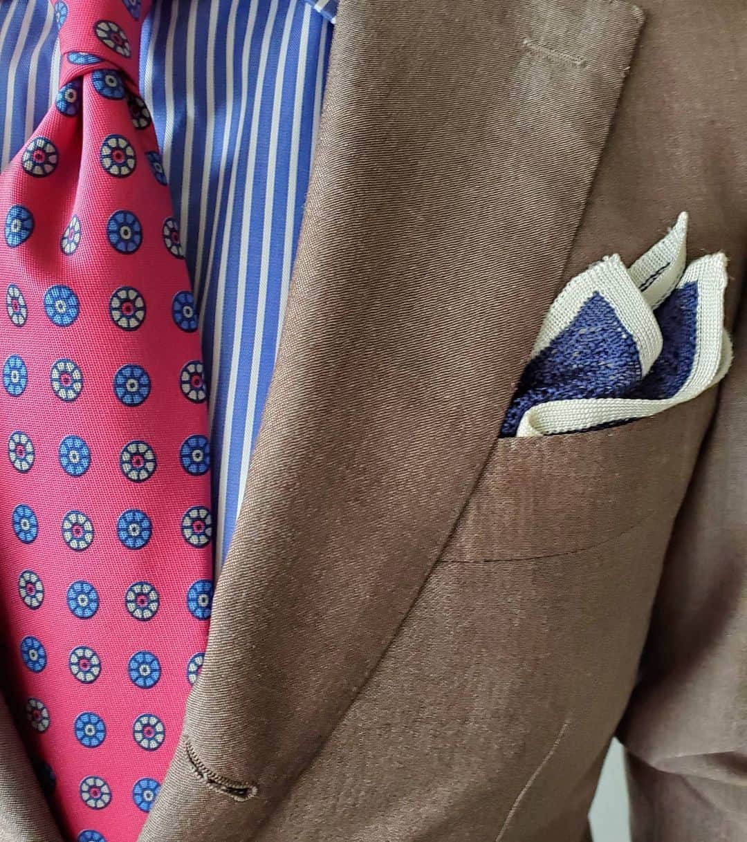 峰竜太さんのインスタグラム写真 - (峰竜太Instagram)「#アド街ック天国 https://twitter.com/admati_official/status/1278965427142451200?s=12 #suit#brilla #shirt #doone#tie#charvet #shoes#williamklein #watches #IWC」7月29日 14時03分 - mineryuta