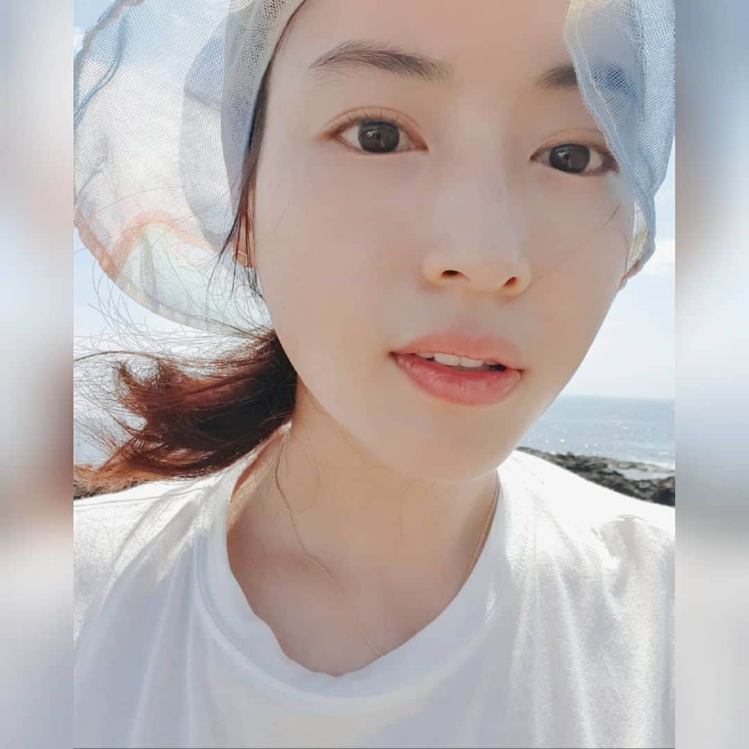 チョン・ダへのインスタグラム：「왓~~🧚‍♀️ 오늘 제주 날씨 햄보케🌞 ᆞ #딸래in제주」