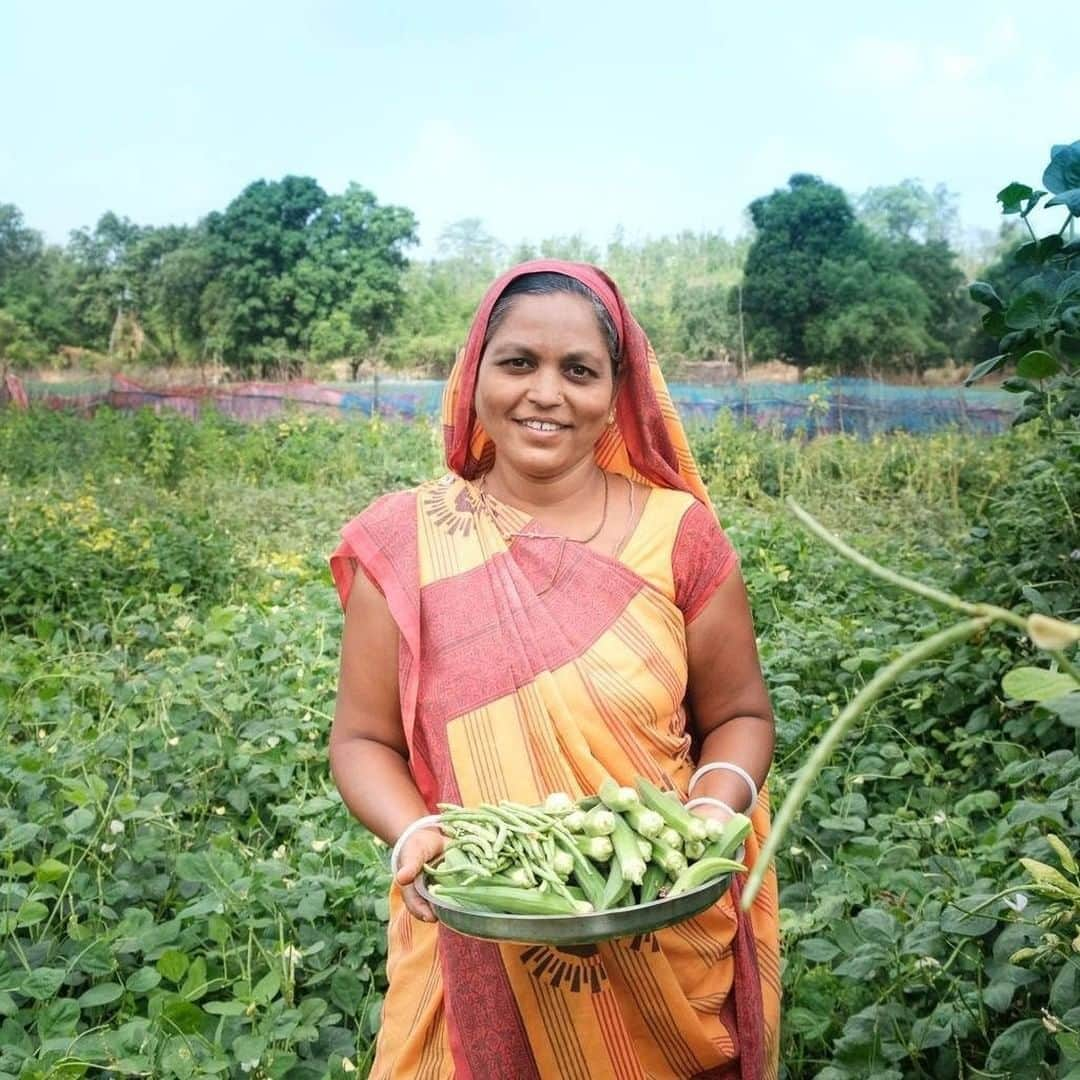 unicefさんのインスタグラム写真 - (unicefInstagram)「🌾 🍽️ 👶🏽 From farm to plate to a growing young mind. Efforts to slow the spread #COVID19 are making it harder to produce, transport and buy the nutritious foods that children need to survive. But a programme in India is delivering freshly grown vegetables to families at home, ensuring children like Mityasi keep growing up healthy and strong.⠀ ⠀ © UNICEF/Panjwani」7月30日 0時45分 - unicef