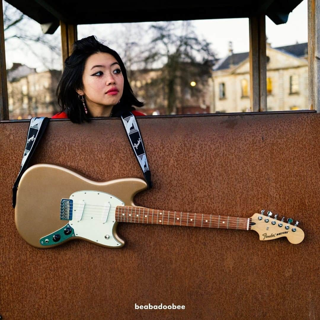 Fender Guitarさんのインスタグラム写真 - (Fender GuitarInstagram)「"The Mustang was the first-ever electric I got. It will always have a special place in my heart.” - beabadoobee (@radvxz)  A cult favorite since the ‘60s, the Mustang has evolved over time from a student model to an underground champion – laying the groundwork for grunge and alt rock in the ‘90s. Check out all the new Player Series colors and offsets at the link in bio.」7月30日 1時00分 - fender