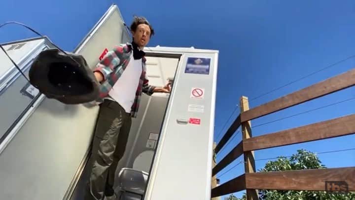 ジェイソン・ムラーズのインスタグラム：「The newest episode of The Mragical Mranch is now streaming on the TBS YouTube channel.」