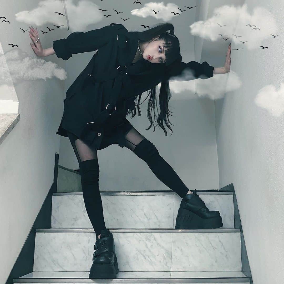 chiiiiiのインスタグラム：「☁️☁️☁️」